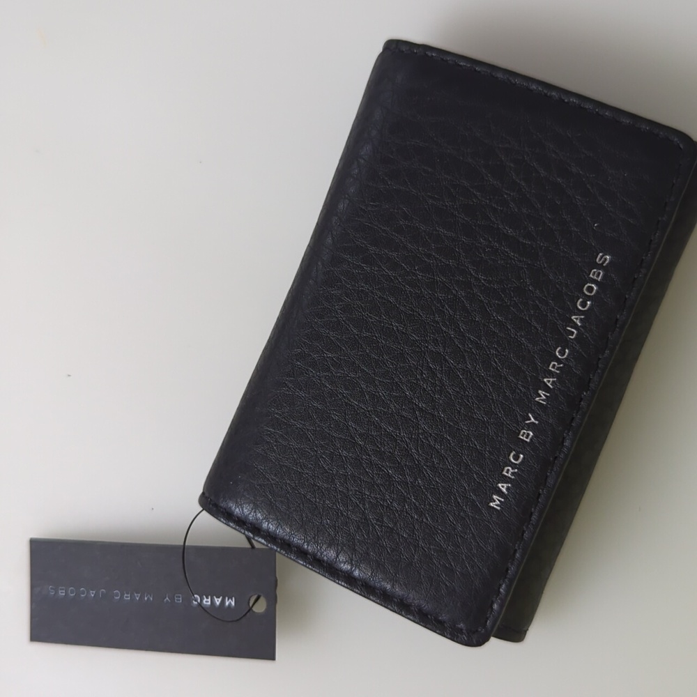 NWT Marc by Marc Jacobs leather cardholder